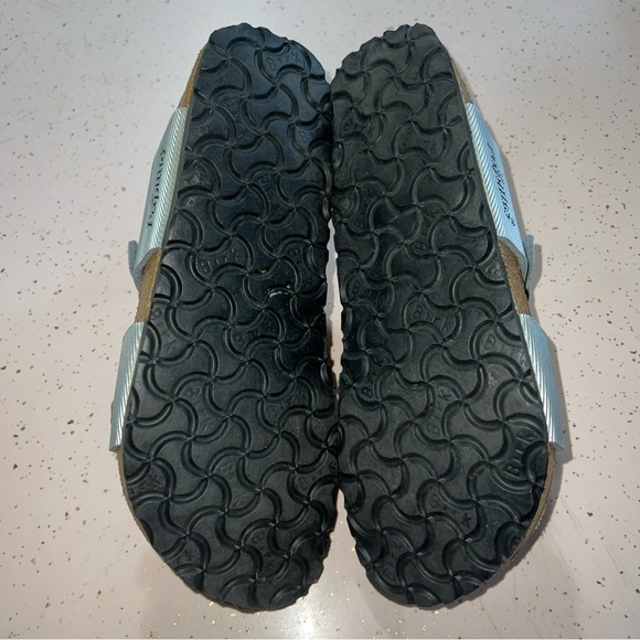 Birkenstock papillio metallic Line Pattern silver 260 sandals Women’s Sz 9 - Picture 9 of 12